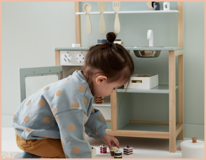 Кујна KID'S HUB - нежно зелена