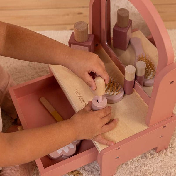 Винтич огледало за шминкање